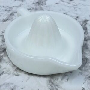 Vintage Sunkist Milk Glass Citrus Juicer Reamer Pat 68764 Made USA White Retro